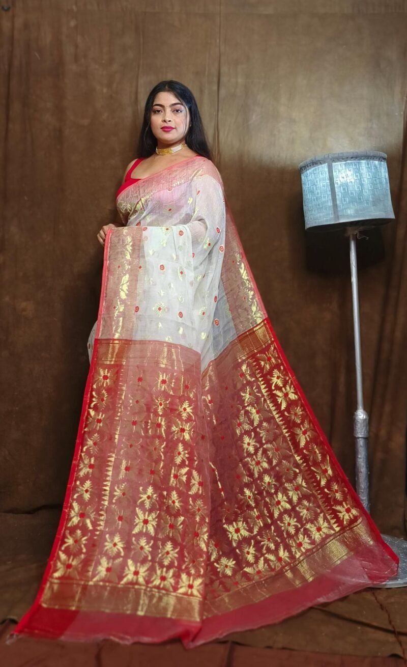White Soft Copper Joriwork Dhakai Jamdani Saree - Image 2