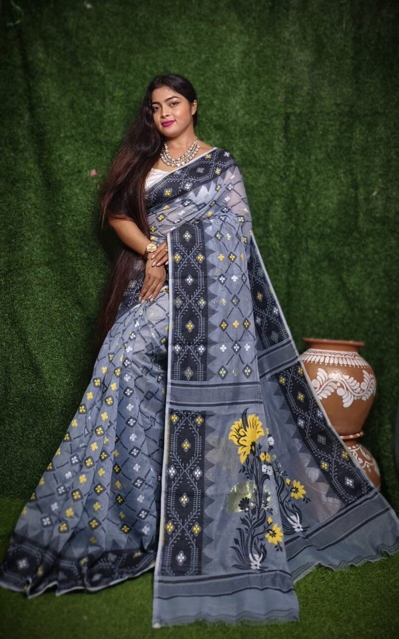 Bluish Grey Soft Dhakai Jamdani Saree - Image 2