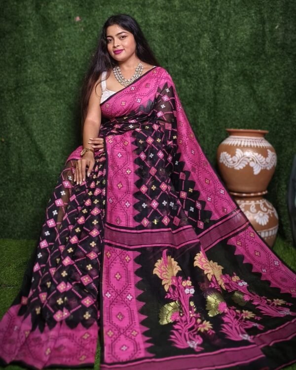 Gravel Soft Dhakai Jamdani Saree