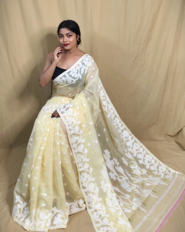 Dhakai Maslin Jamdani Saree