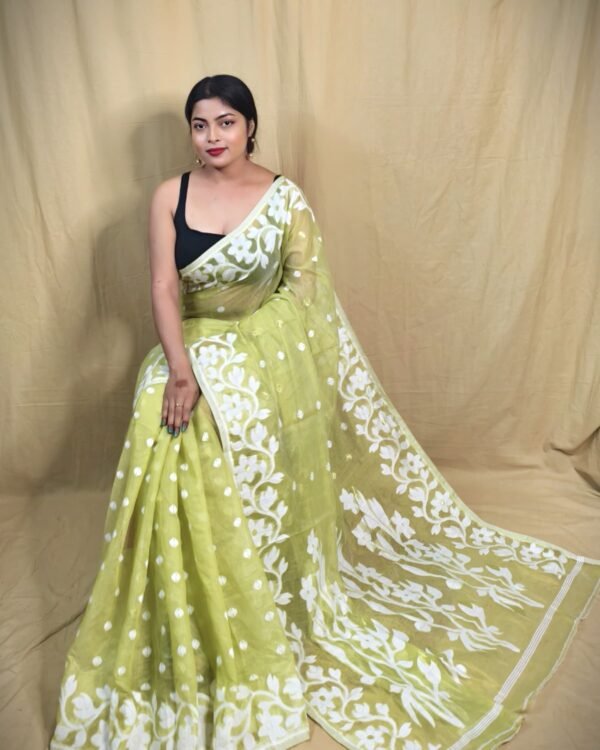 Dhakai Maslin Jamdani Saree