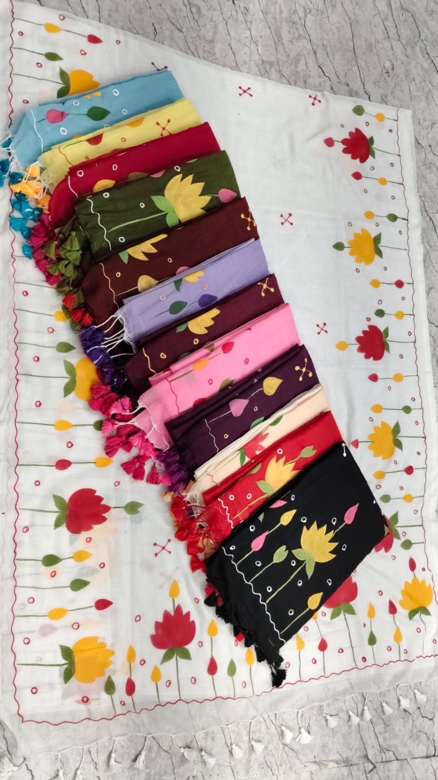Z New Exclusive 120 Count Mull Cotton Srirampur Hand Printed Saree With B.P. - Image 1